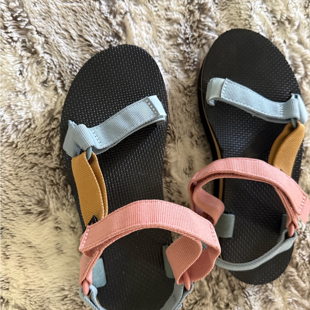 Like New Teva Women's platform Sandals - Pink, Blue, and Tan